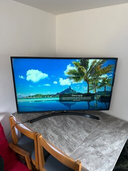 TV LG 124cm 24” - 2