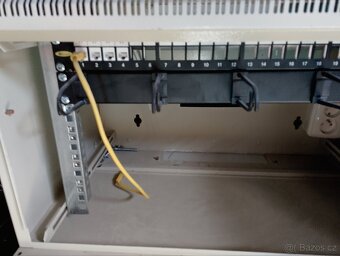 Skříň rack menší - 2