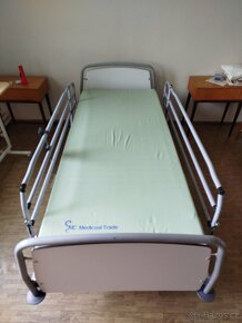 Zdravotní polohovací postel - 2