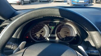 Lexus IS 250 F-Sport (2011) - 2