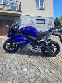 Yamaha YZF-R125 - 2