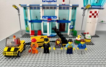 LEGO City 3182 - Letiště - 2