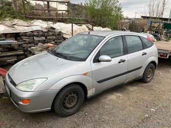 prodám ford Focus r.v. 2003 1.8 benzínová verze - 2