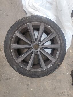 Alu kola R17 original Wolksvagen - 2