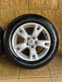 17x7J 225/65 R17 - 2