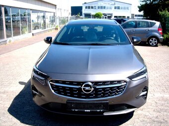 Opel Insignia kombi 2.0L 128kW mod 2022 - 2