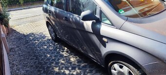 Prodám Seat Altea XL 1.9 Tdi BXE 77 kw rv.12/2007 mod.2008 - 2