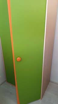 2x Dětská šatní skříň - 2