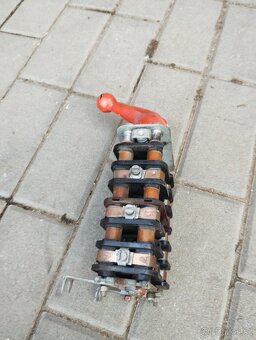 Vypínač hvězda trojúhelník - 2