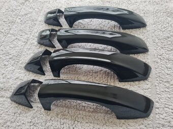 ČIERNE klučky / krytky klučiek - ŠKODA VOLKSWAGEN SEAT - 2
