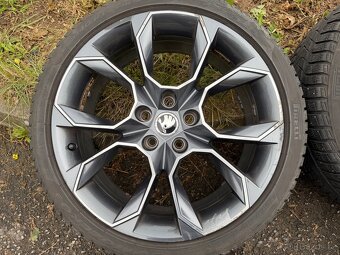 ALU kola Škoda Octavia 3 RS 5x112 R19 - 2