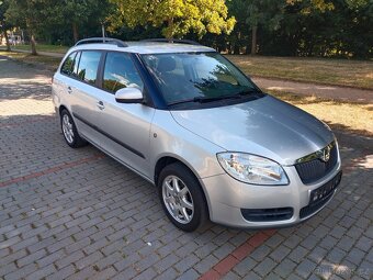 Škoda fabia 2 combi 1.4 i 63 kW rok 2010  ,Klima , serviska - 2
