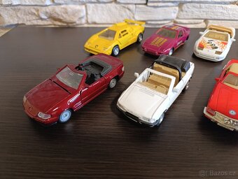 Autíčka modely Mercedes, BMW, Porsche, Jaguar atd. - 2