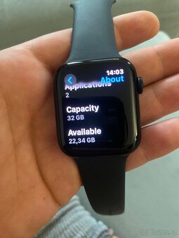 Apple Watch SE 44mm - 2
