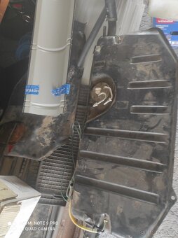 Nádrž lada niva - 2