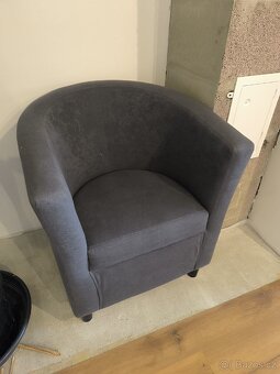 Klubové křeslo - šedé - 2