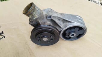 Prodám nahradní díly na Škoda Favorit -Forman-Felicie - 2