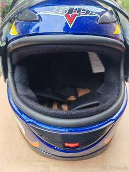 Prodám  dětskou helmu - 2