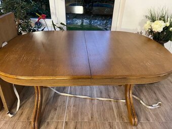 Prodám krásný stůl a 6 židli - 2