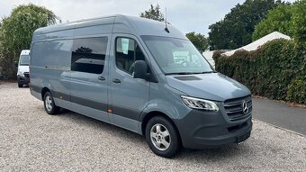 Mercedes Benz Sprinter - 2