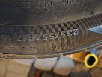 4x 235/55 r17 - 2