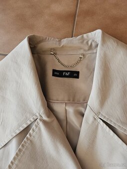 Béžový trenčkot - 2