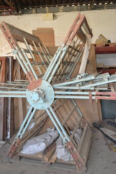 Lis na spárovku - 2