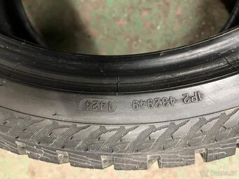 Pneumatiky Nokian Snowproof 245/40 - 2
