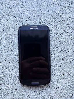 mobil Samsung Galaxi S3 - 2