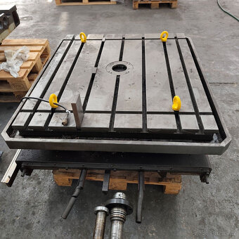 Vodorovné vyvrtávačky - stolové WHN 9A - 2