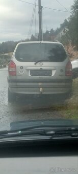 Opel Zafira A - 2