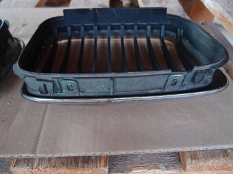 BMW e46 mřížky (ledviny) před facelift - 2