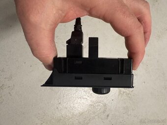 Ovládání navigace na Audi A4B6 - 2