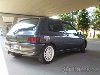 Renault Clio 1.8 16V - 2