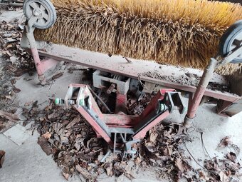 Zametací kartáč za traktor - 2