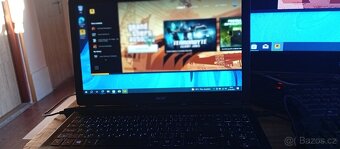na prodej herní notebook - 2