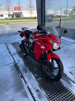 Honda CBR 125R - 2
