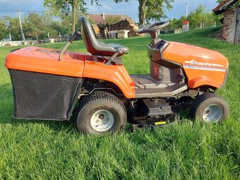 zahradní traktor Husqarna - 2