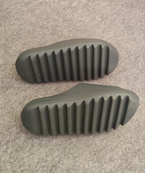 Adidas Yeezy Slide Salt - 2