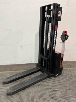 Vysokozdvižný vozík elektrický ESL122 2716mm Li-ion, použitý - 2