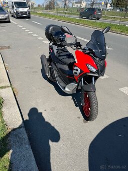 Aprilia SR GT 200 - 2