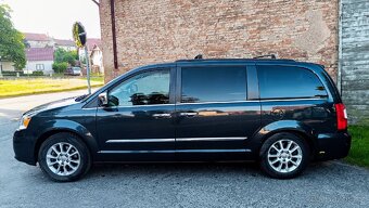 Chrysler Town & Country 3,6 V6 + LPG 7m.Stow'N'Go Limited - 2