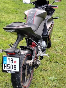 Yamaha yzf-r - 2