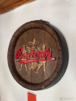 Budvar na zed - viko sudu - 2