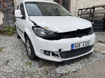 VW Caddy 1.6 TDI, 75kw, 2011, po bouracce - 2