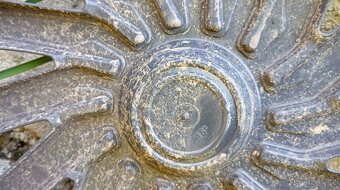 Poklice na kola R16 Michelin 1kus - 2