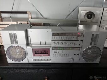 Prodám Japonský boombox Amstrad 8090 - 2