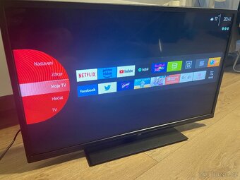 JVC Smart TV 81cm (32”) - 2