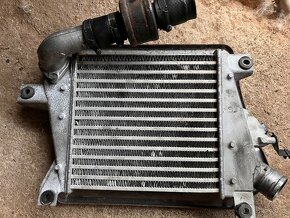 Nissan x trail T30 2,2 intercooler - 2