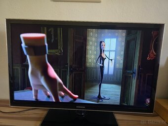 SAMSUNG UE40D5000 - 2
